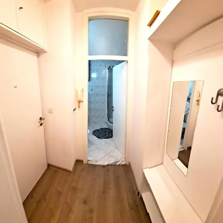 Appartement Luklena *